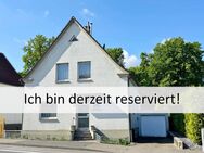 == Hier schlummert Potenzial! 1-2 FH am Lagenser Stadtrand == - Lage (Nordrhein-Westfalen)