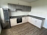 Sanierte 2-Raum-Wohnung mit großer Einbauküche und Balkon - Chemnitz