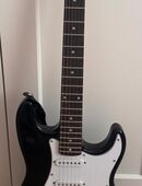 E Gitarre mit Verstärker in 22117