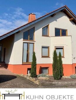 Helle Dachgeschosswohnung mit Loggia und Stellplatz - Hettenleidelheim
