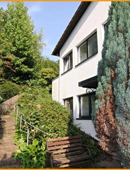 Axel Meisen Immobilien: Hügelthron - Naturidyll mit Weitblick - Heidelberg