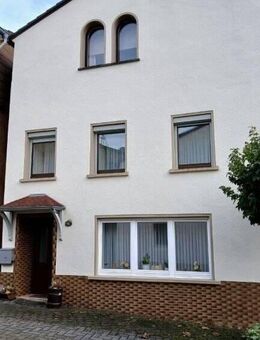 Großzügiges renoviertes Reihenhaus in Freudenburg mit toller Aussicht - Freudenburg