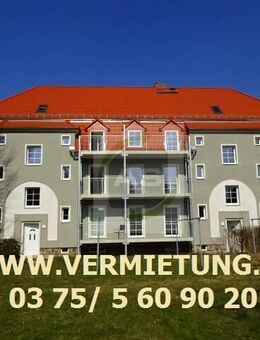 Hübsche DG-Wohnung mit Sonnenbalkon - Zwickau