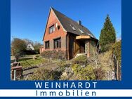 Charmantes, freistehendes Einfamilienhaus mit großem Garten in Norderstedt - Norderstedt