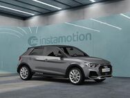 Audi A1, Sportback 25 TFSI S line Smartphone Interf Optik schwarz, Jahr 2023 - München