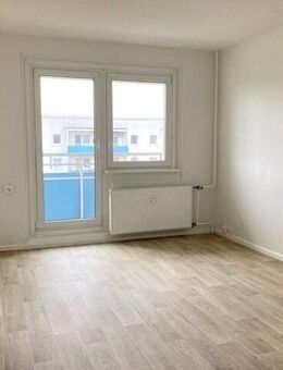 Nachmieter gesucht kleine Wohnung mit Balkon - Brandenburg (Havel)