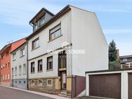 Reihenendhaus mit historischem Charme und Gestaltungspotenzial. - Pforzheim