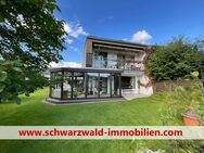 Oase am Titisee, DHH mit 3 Garagen u. Wintergarten - Titisee-Neustadt