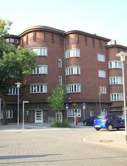 Bei VIVAWEST die Sonnenstrahlen auf dem eigenen Balkon genießen. - Herne