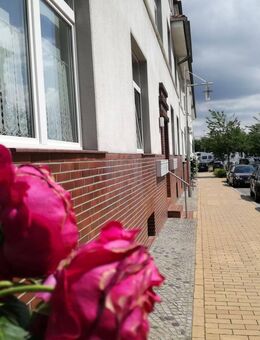 Freundliche Wohnung++geräumige 3 Zimmer++Bad mit Wanne und Dusche++Balkon - Schwerin