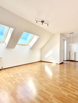 Dachgeschosswohnung inkl. Tiefgaragenstellplatz in zentraler Lage - Grevenbroich