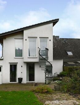 Gepflegte Doppelhaushälfte mit einladendem Garten! - Jühnde