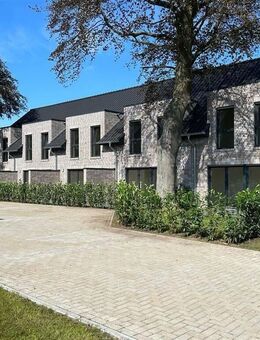 Neuwertige Doppelhaushälfte mit Garten und Küche! - Westoverledingen