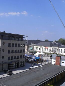 Lichtdurchflutete Maisonette-Wohnung mit 2 Dachterrassen direkt am kleinen Markt - 3 ZKB - Saarlouis