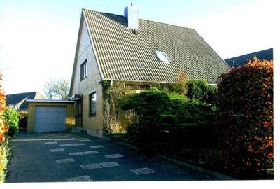 Einfamilienhaus mit Garage in 25821 Bredstedt