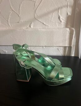 Catwalk Heels Gr40 - Dortmund