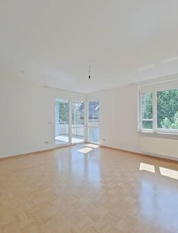Ansprechende 3 Zimmer-Wohnung in Aglasterhausen mit Einbauküche und Balkon! - Aglasterhausen