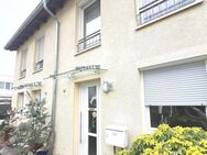 Willkommen im neuen Zuhause! Doppelhaushälfte mit Garage und Garten in Ötigheim - Ötigheim