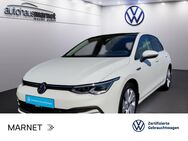 VW Golf, 1.5 VIII eTSI Style Park Digital, Jahr 2020 - Wiesbaden