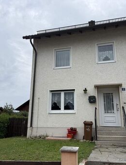 Reiheneckhaus in Bogen, nähe Schulzentrum - Bogen