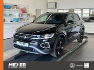 VW T-Roc, 1.5 TSI Black, Jahr 2023 - Tostedt