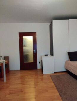 Vollmöblierte 1,5-Zimmer Wohnung mit Gartennutzung in Essen (Universitätsviertel) zu vermieten - Essen