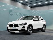 BMW X2, sDrive20i, Jahr 2020 - München