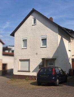 Charmantes Zweifamilienhaus mit modernisierten Details in Bretzenheim bei Bad Kreuznach - Bretzenheim