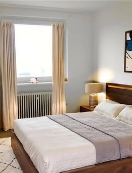 Exklusives Wohnen in Frankfurt- Stilvoll renovierte 3-Zimmerwohnung mit großem Balkon - Frankfurt (Main)