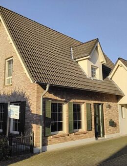 ***BÜSCHER IMMOBILIEN*** RESEVIERT!! Charmantes Einfamilienhaus im Landhausstil mit großer Garage in begehrter Lage von Gronau-Epe - Gronau (Westfalen)