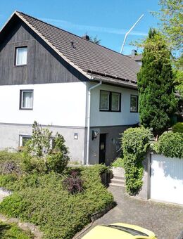 Warstein-Belecke: Großes Einfamilienhaus! - Warstein