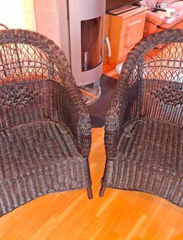 2 schwarze Rattankorbstühle - Murnau (Staffelsee)