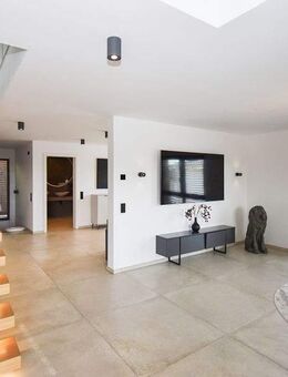 Hameln - Rohrsen: Exklusives modernes Einfamilienhaus mit traumhafter Aussicht! - Hameln