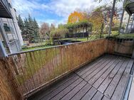 Wohnbereich mit offener Küche /Hochparterre/Ergeschoss / Laminat / Bad mit Wanne ! - Chemnitz