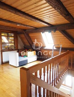 * Historisches Wohnhaus mit Flair in der Ortsmitte von Niederstotzingen * - Niederstotzingen