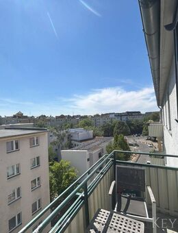 2-Zimmer-Wohnung mit Balkon nahe Schloss Charlottenburg - Berlin