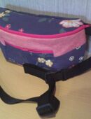 Bauchtasche blau mit bunte Blumen in 59425