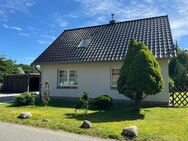 Beschauliches Einfamilienhaus mit märchenhaftem Grundstück nahe Neukloster - Neukloster Zentrum