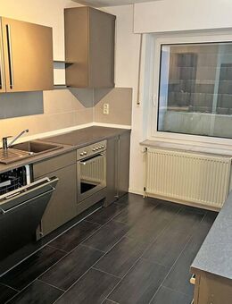 Moderne 2 Zimmer-Souterrain-Wohnung mit Pkw-Stellplatz in Löhne-Obernbeck - Löhne