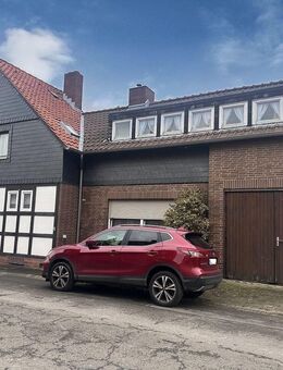 Söhlde-Bettrum: Sanierungsbedürftiges Einfamilienhaus mit Einliegerwohnung - Söhlde