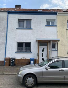 RESERVIERT !!! Reihenmittelhaus in Pirmasens ( Schachen ) - Pirmasens