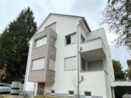Bonn-Bad Godesberg: Seniorengerechte 4 Zimmer-Wohnung mit Balkon, Fußbodenheizung und Aufzug! - Bonn