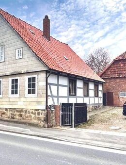 Großzügiges Einfamilienhaus aus dem Jahr 1800 - Sanierungsobjekt mit Potenzial und neuer Heizung - Salzhemmendorf