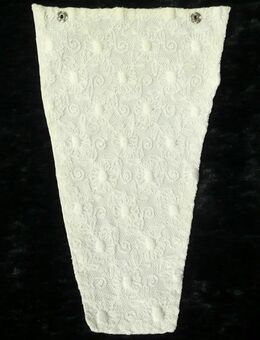 Spitzeneinsatz, cremefaben, aus den 30er Jahren - Niederfischbach
