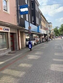 solides Wohn-Geschäftshaus in der Fußgängerzone - Gelsenkirchen