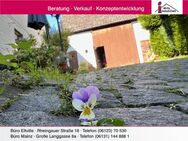 **Unter Bodenrichtwertpreis** 2 Häuser in Wiesbaden mit Nebenhaus, Hof, große Scheune und kleinem Garten - Wiesbaden