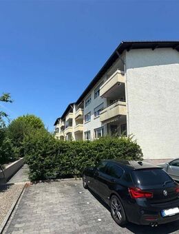 ***sonnige ETW mit 3 Zimmern, Küche, Badezimmer und Balkon - Mörfelden-Walldorf