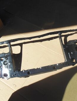 Mazda 626 Bj87-92 Frontmaske neu NOS - Illerrieden