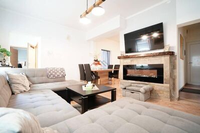 Charmante 4-Zimmer-Wohnung mit überdachter Terrasse im Herzen von Tuttlingen - Ideal für Familien und Kapitalanleger