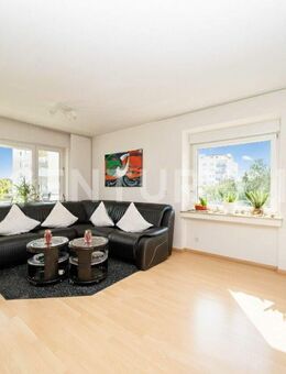 Helle 2-Zimmer-Wohnung mit Balkon & Garage - Top-Lage in Senden - Senden (Bayern)